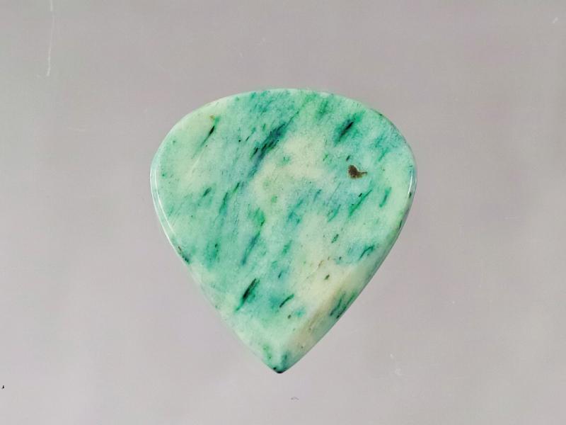 Animals Pedal - Wild Picks (CB-JP-N-GR-S-2.0) Cow Bone Jazz Pick Green Small 2mm