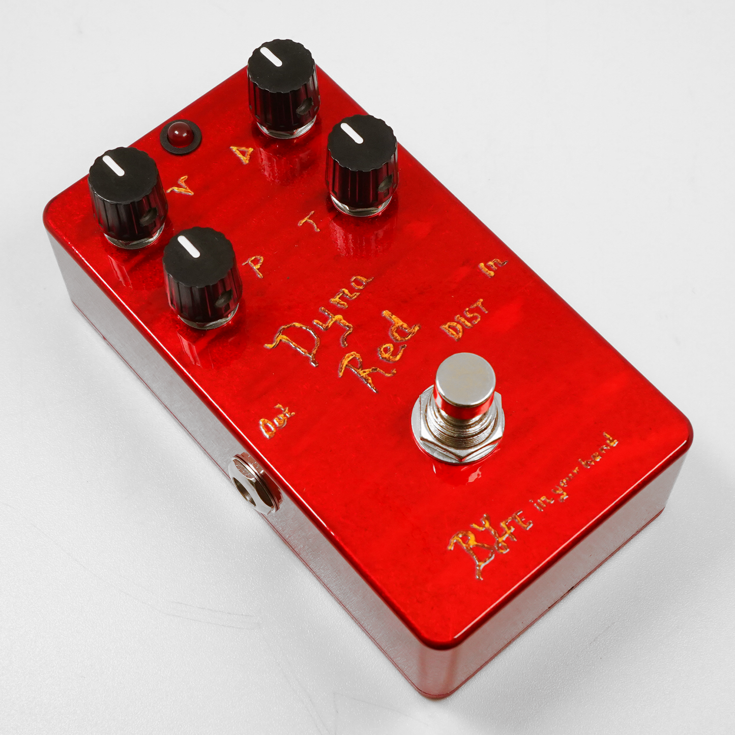 One Control / BJFE in your hand series Dyna Red Distortion 4K