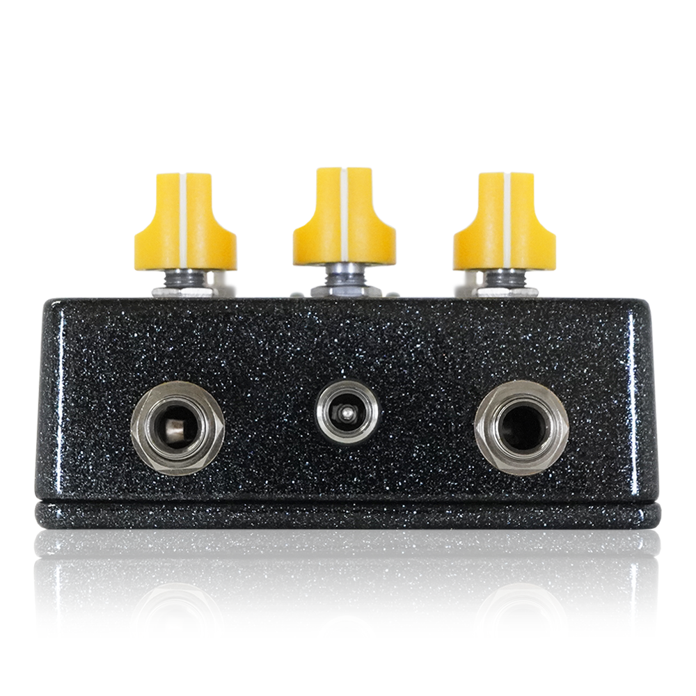 Fuzzrocious Pedals - M.O.T.H. – LEP INTERNATIONAL Fuzzrocious Pedals - M.O.T.H. – LEP INTERNATIONAL