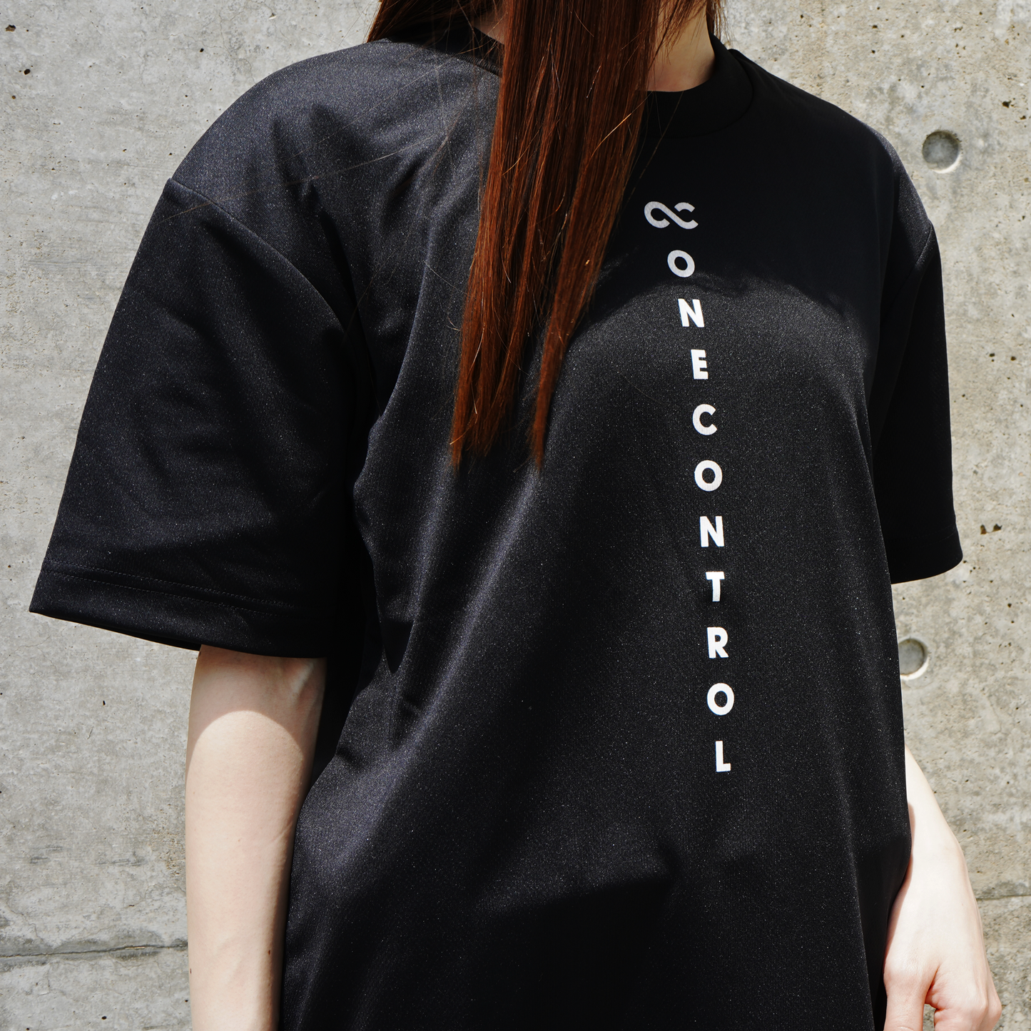 One Control / ロゴTシャツ ブラック