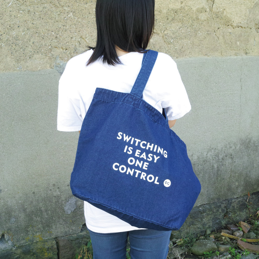 One Control　トートバッグ　 ダークブルーデニム　Switching is Easy プリント