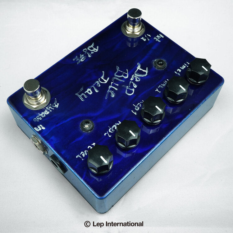 BJFE/Deep Blue Delay Deluxe – LEP INTERNATIONAL