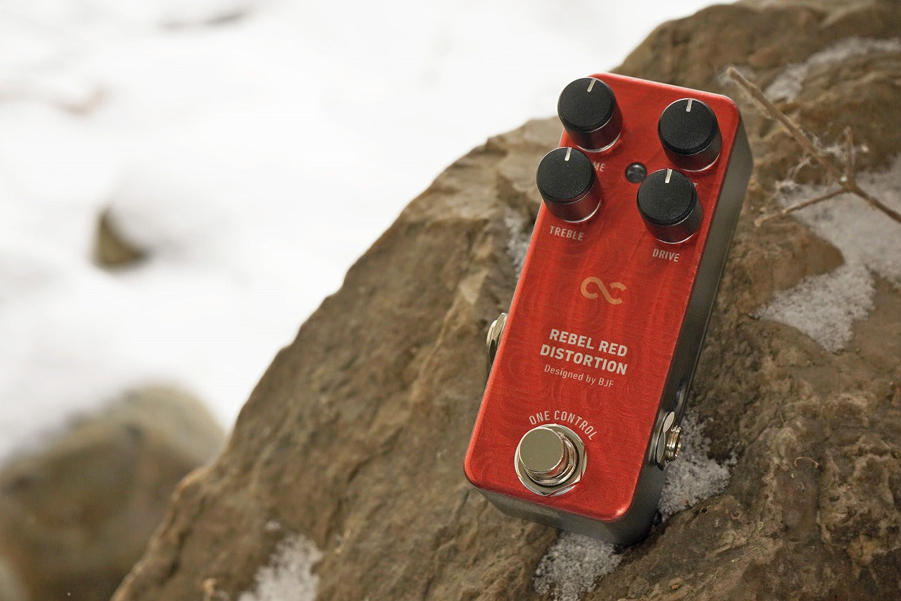 One　INTERNATIONAL　–　Control/REBEL　RED　4K　DISTORTION　LEP